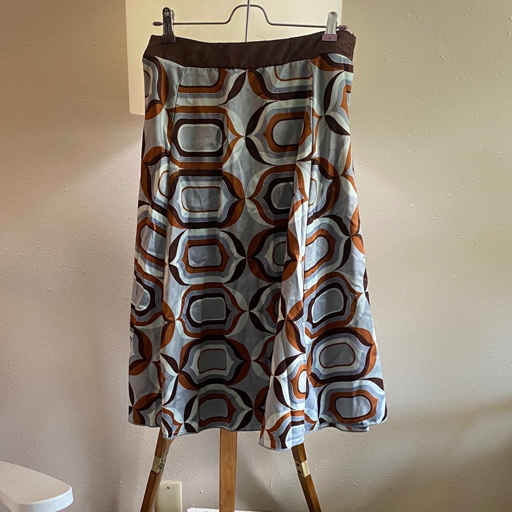 Derek Heart A-Line Skirt with Brown and Gray Geometric Design